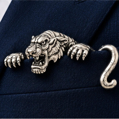 🔥Last Day Promotion - 49% OFF🎁 Luxury Sculpted Animal Brooch (Buy 3 Free Shipping)