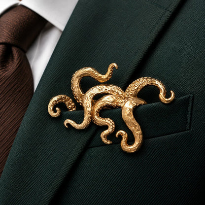 🔥Last Day Promotion - 49% OFF🎁 Luxury Sculpted Animal Brooch (Buy 3 Free Shipping)