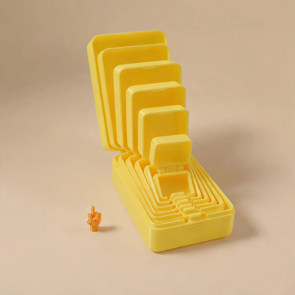 🖕Nested Middle Finger Prank Gift Box, 6-Layer Never Ending Surprise Gag Box